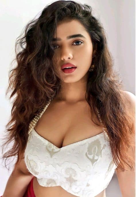 independent call girls in murree – VIP companions near top hotels – photo 1 (image 31)