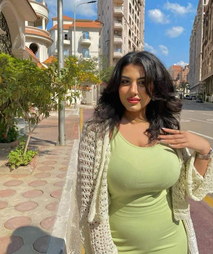 vip night girls in karachi – trusted independent model for private meetings – photo 8 (image 8)